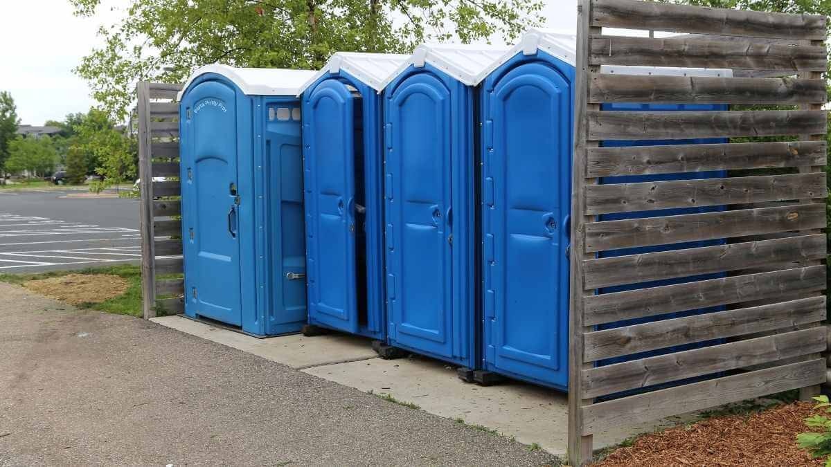 Porta Potty Rental Pros - Trusted Porta Potty Services in McComb, OH, 45858